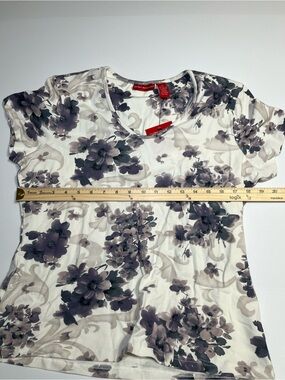 Gloria Vanderbilt White Short-Sleeve V-Neck Top with Purple Floral Print
